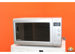 Panasonic NN-GS595A