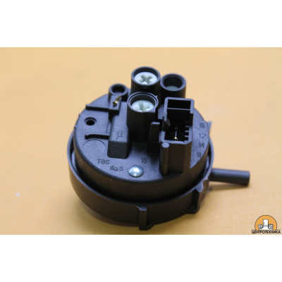 Прессостат Ariston Indesit 16002679000